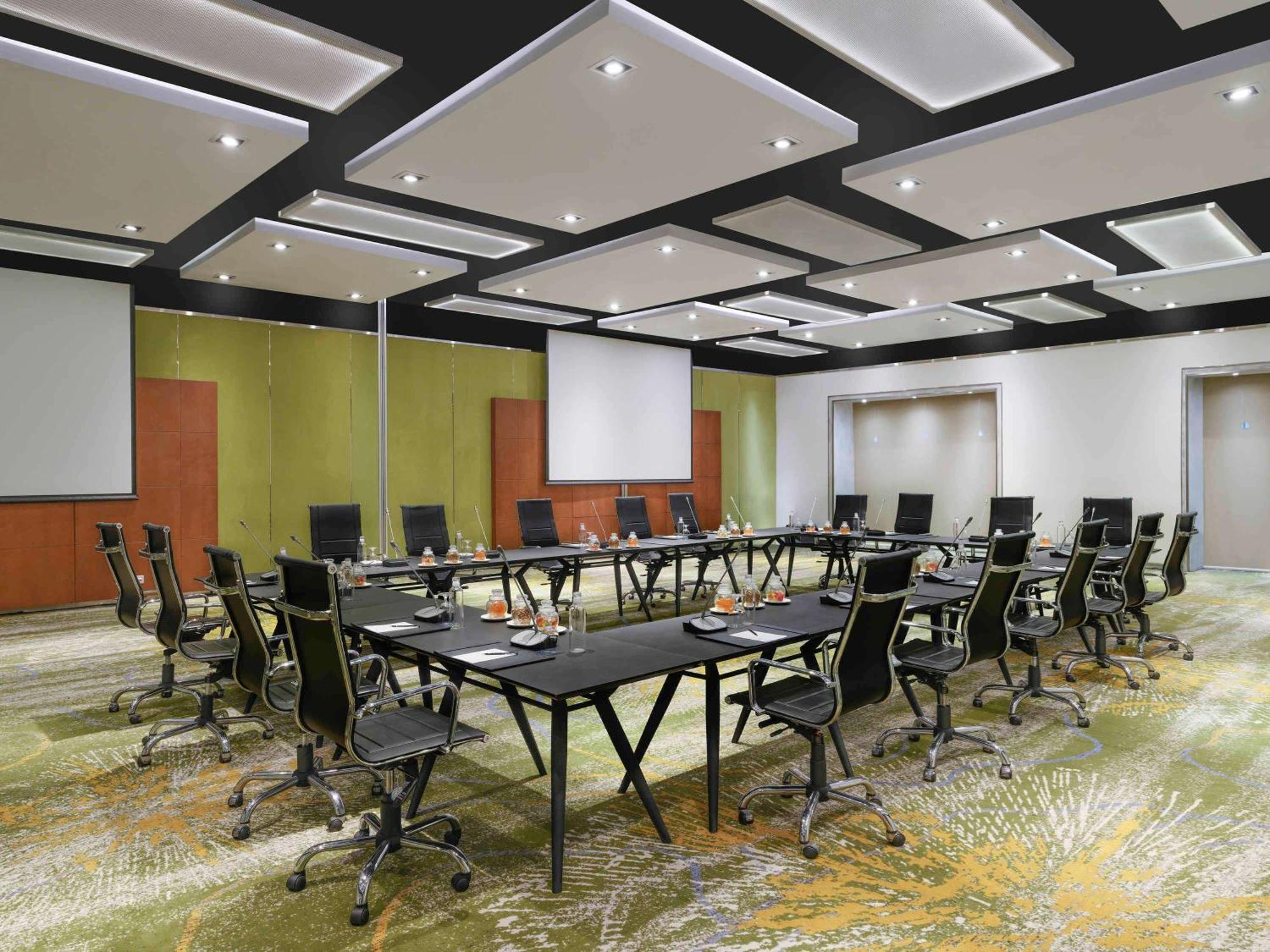 Pullman Jakarta Central Park Экстерьер фото Meeting room